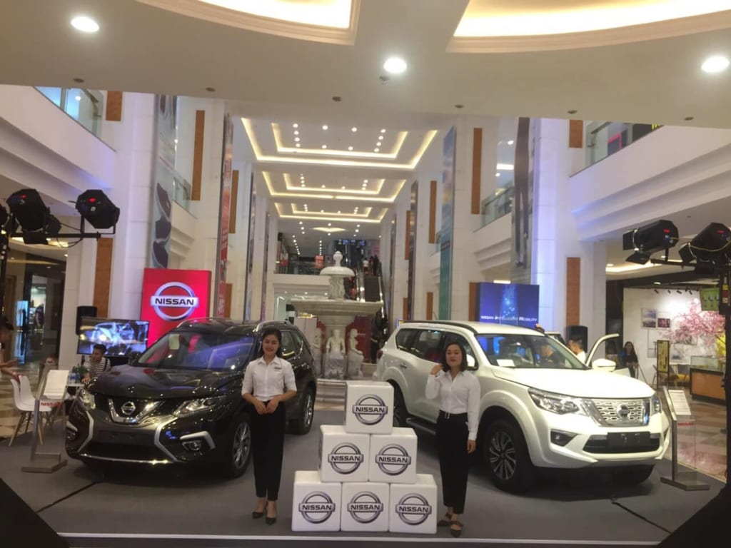 setup booth trien lam o to nissan 2