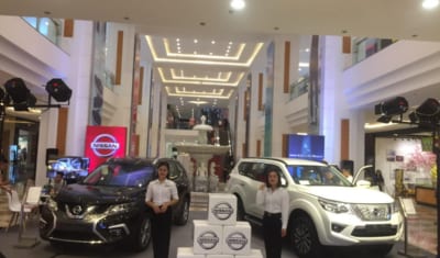 setup booth trien lam o to nissan 2